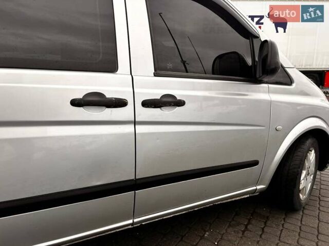 Серый Мерседес Вито, объемом двигателя 2.1 л и пробегом 325 тыс. км за 6200 $, фото 1 на Automoto.ua