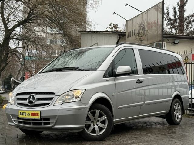 Сірий Мерседес Віто, об'ємом двигуна 2.2 л та пробігом 222 тис. км за 13500 $, фото 1 на Automoto.ua