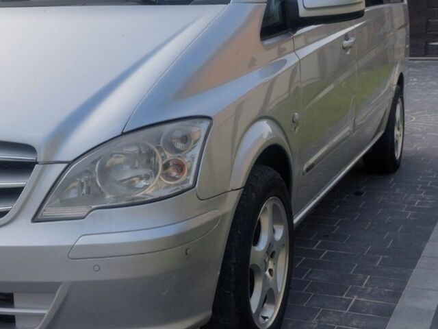 Серый Мерседес Вито, объемом двигателя 3 л и пробегом 270 тыс. км за 15500 $, фото 1 на Automoto.ua