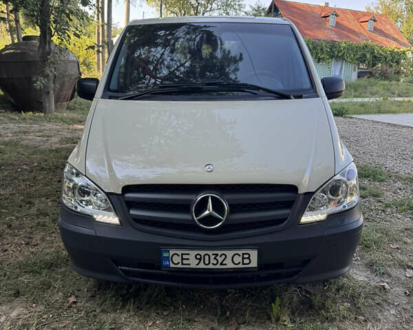 Серый Мерседес Вито, объемом двигателя 2.99 л и пробегом 430 тыс. км за 12800 $, фото 1 на Automoto.ua