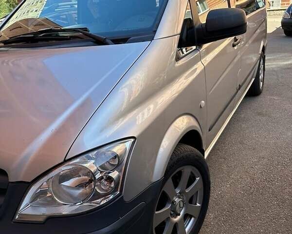 Серый Мерседес Вито, объемом двигателя 2.1 л и пробегом 340 тыс. км за 14300 $, фото 1 на Automoto.ua