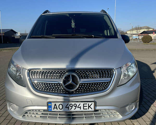 Сірий Мерседес Віто, об'ємом двигуна 1.6 л та пробігом 141 тис. км за 16500 $, фото 1 на Automoto.ua