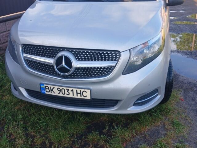 Серый Мерседес Вито, объемом двигателя 2.1 л и пробегом 270 тыс. км за 17448 $, фото 1 на Automoto.ua