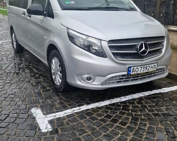 Серый Мерседес Вито, объемом двигателя 2.2 л и пробегом 190 тыс. км за 24500 $, фото 1 на Automoto.ua