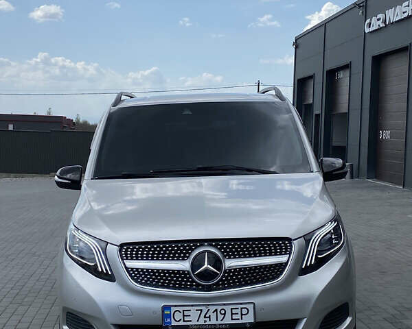 Серый Мерседес Вито, объемом двигателя 2.2 л и пробегом 168 тыс. км за 26800 $, фото 1 на Automoto.ua