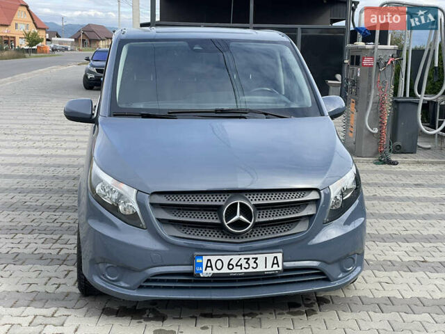Серый Мерседес Вито, объемом двигателя 1.8 л и пробегом 1 тыс. км за 17000 $, фото 1 на Automoto.ua
