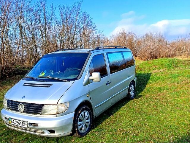 Серый Мерседес Вито, объемом двигателя 2.2 л и пробегом 0 тыс. км за 3000 $, фото 1 на Automoto.ua
