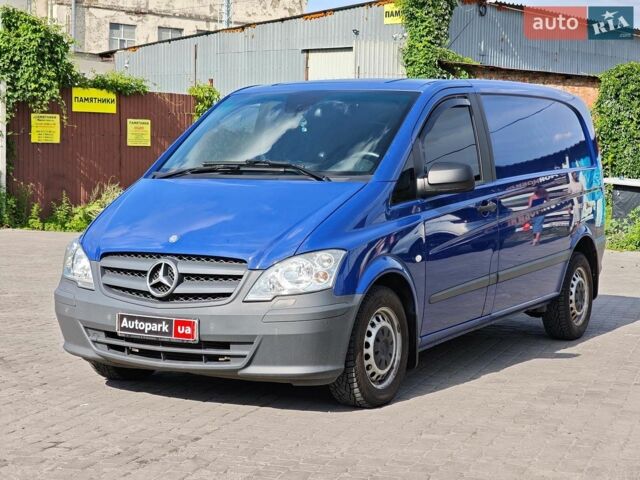 Синій Мерседес Віто, об'ємом двигуна 2.2 л та пробігом 240 тис. км за 11540 $, фото 1 на Automoto.ua