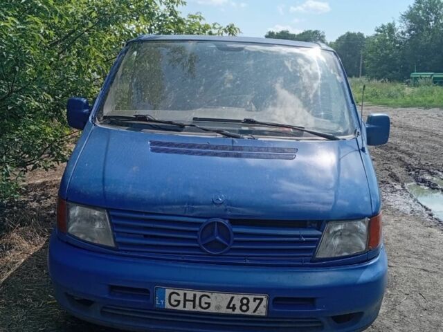Синій Мерседес Віто, об'ємом двигуна 2.2 л та пробігом 350 тис. км за 2403 $, фото 1 на Automoto.ua