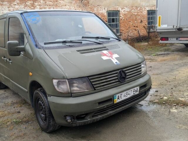 Мерседес Вито 1999 в Луцке на Automoto.ua Синий Мерседес Вито, объемом двигателя 2.1 л и пробегом 300 тыс. км за 1800 $, фото 1 на Automoto.ua