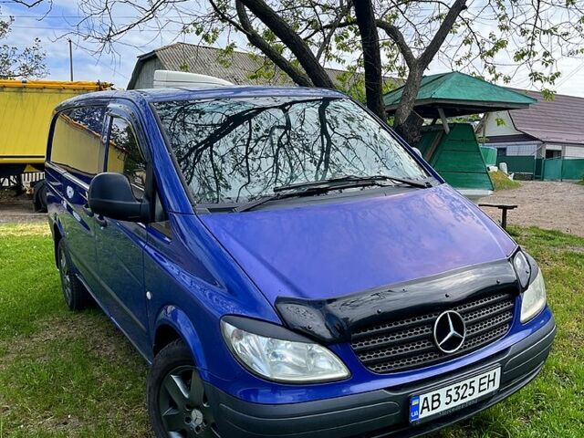 Синий Мерседес Вито, объемом двигателя 2.1 л и пробегом 428 тыс. км за 6700 $, фото 1 на Automoto.ua