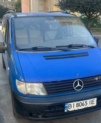 Синий Мерседес Вито, объемом двигателя 2.3 л и пробегом 501 тыс. км за 3500 $, фото 1 на Automoto.ua