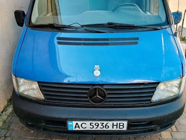 Синій Мерседес Віто, об'ємом двигуна 2.3 л та пробігом 295 тис. км за 2100 $, фото 1 на Automoto.ua