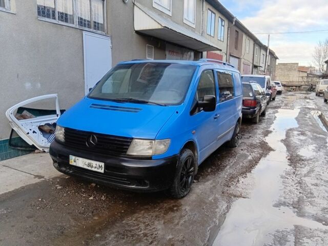 Синий Мерседес Вито, объемом двигателя 0 л и пробегом 365 тыс. км за 2700 $, фото 1 на Automoto.ua