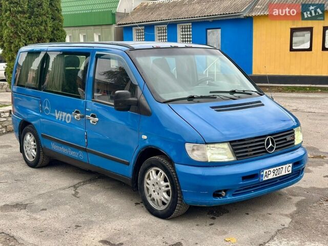 Синий Мерседес Вито, объемом двигателя 2.2 л и пробегом 165 тыс. км за 3650 $, фото 1 на Automoto.ua