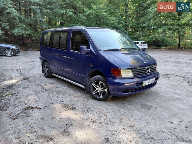 Синий Мерседес Вито, объемом двигателя 2.2 л и пробегом 352 тыс. км за 4200 $, фото 1 на Automoto.ua