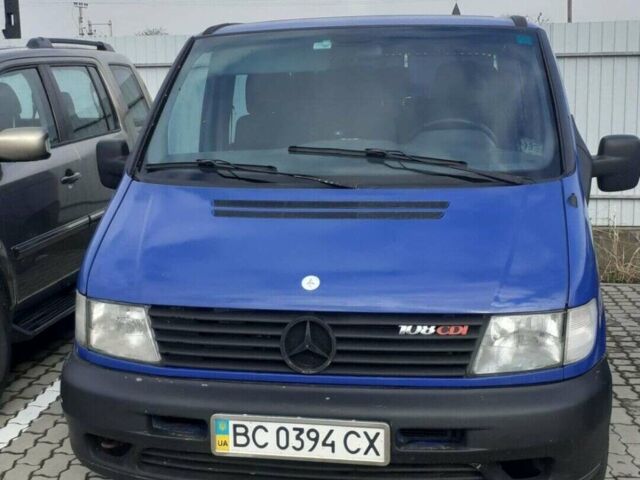Синий Мерседес Вито, объемом двигателя 2.2 л и пробегом 342 тыс. км за 5500 $, фото 1 на Automoto.ua