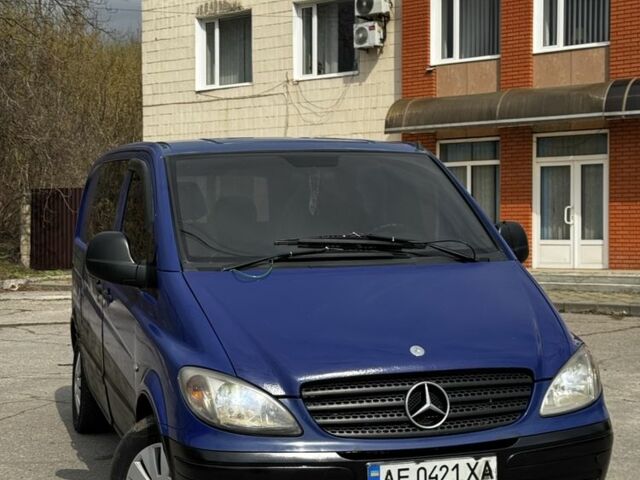 Синий Мерседес Вито, объемом двигателя 2.2 л и пробегом 1 тыс. км за 4499 $, фото 1 на Automoto.ua