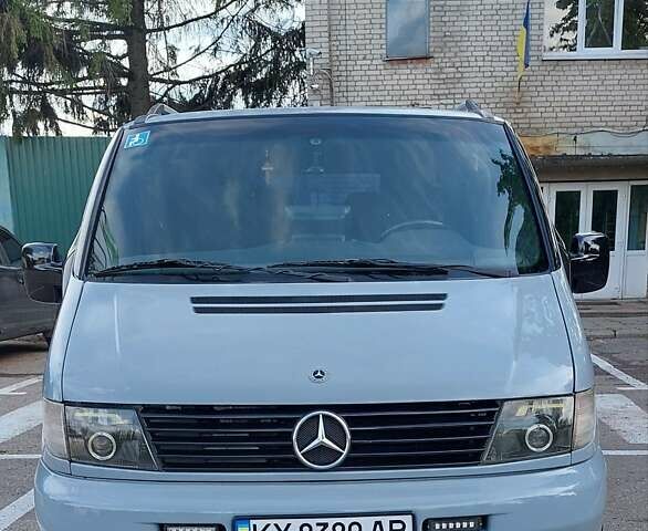 Синій Мерседес Віто, об'ємом двигуна 2.2 л та пробігом 320 тис. км за 7800 $, фото 1 на Automoto.ua