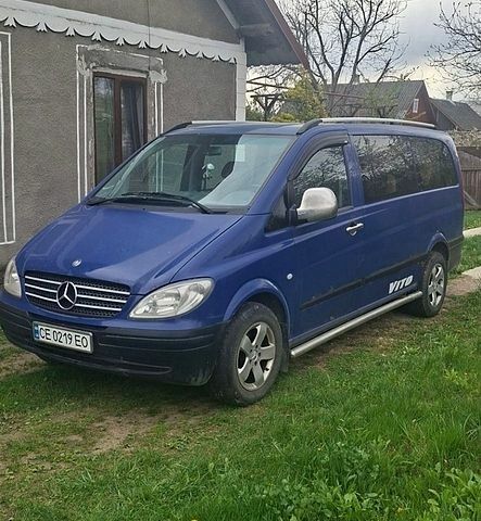 Синий Мерседес Вито, объемом двигателя 2.15 л и пробегом 345 тыс. км за 5300 $, фото 1 на Automoto.ua