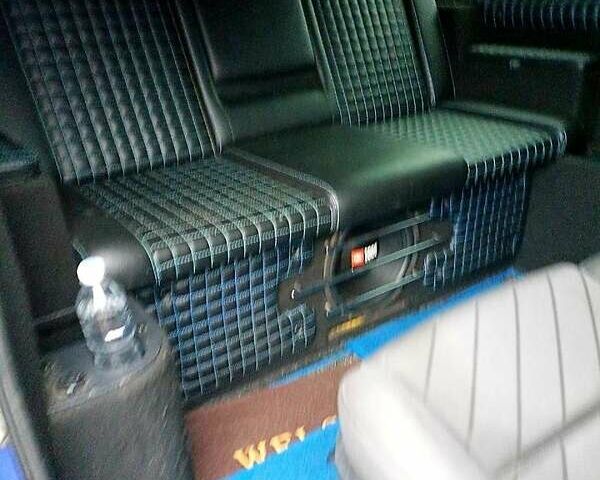 Синий Мерседес Вито, объемом двигателя 2.1 л и пробегом 240 тыс. км за 7000 $, фото 1 на Automoto.ua