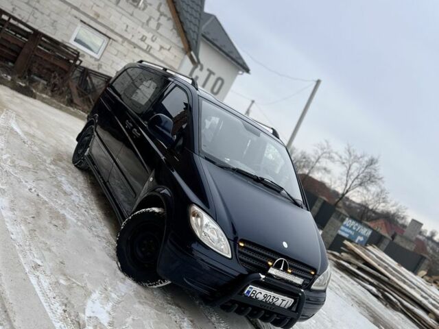 Синий Мерседес Вито, объемом двигателя 2.1 л и пробегом 286 тыс. км за 6800 $, фото 1 на Automoto.ua