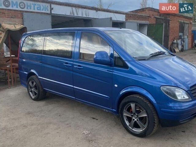 Синий Мерседес Вито, объемом двигателя 2.15 л и пробегом 300 тыс. км за 8299 $, фото 1 на Automoto.ua