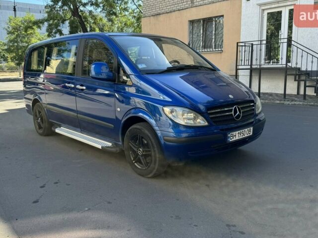 Синий Мерседес Вито, объемом двигателя 2.15 л и пробегом 200 тыс. км за 8800 $, фото 1 на Automoto.ua