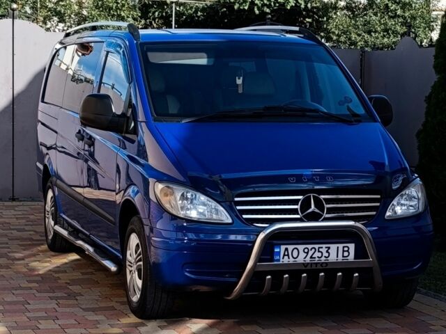 Синий Мерседес Вито, объемом двигателя 2.15 л и пробегом 390 тыс. км за 7900 $, фото 1 на Automoto.ua