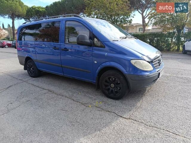 Синий Мерседес Вито, объемом двигателя 2.15 л и пробегом 100 тыс. км за 5700 $, фото 1 на Automoto.ua
