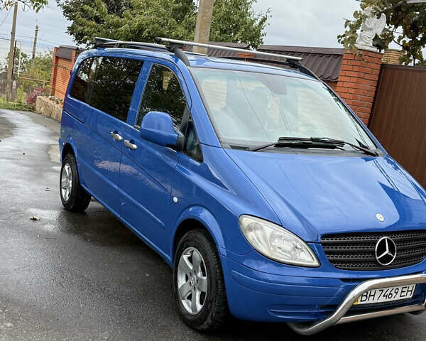 Синий Мерседес Вито, объемом двигателя 2.15 л и пробегом 357 тыс. км за 8200 $, фото 1 на Automoto.ua