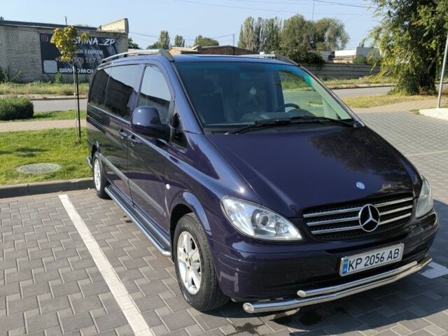 Синий Мерседес Вито, объемом двигателя 2.1 л и пробегом 302 тыс. км за 11800 $, фото 1 на Automoto.ua