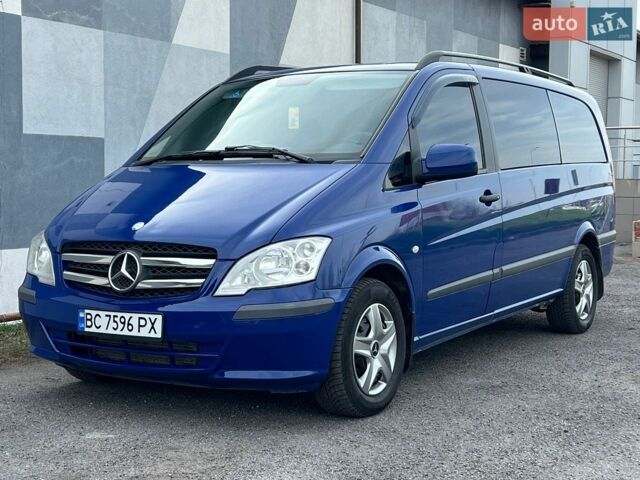 Синій Мерседес Віто, об'ємом двигуна 2.2 л та пробігом 300 тис. км за 12500 $, фото 1 на Automoto.ua