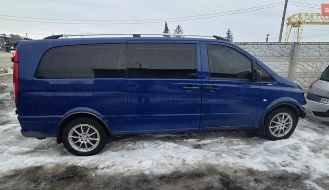 Синий Мерседес Вито, объемом двигателя 2.14 л и пробегом 470 тыс. км за 8500 $, фото 1 на Automoto.ua