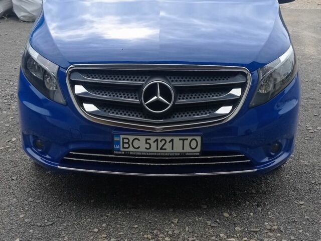 Синий Мерседес Вито, объемом двигателя 2.1 л и пробегом 104 тыс. км за 31500 $, фото 1 на Automoto.ua