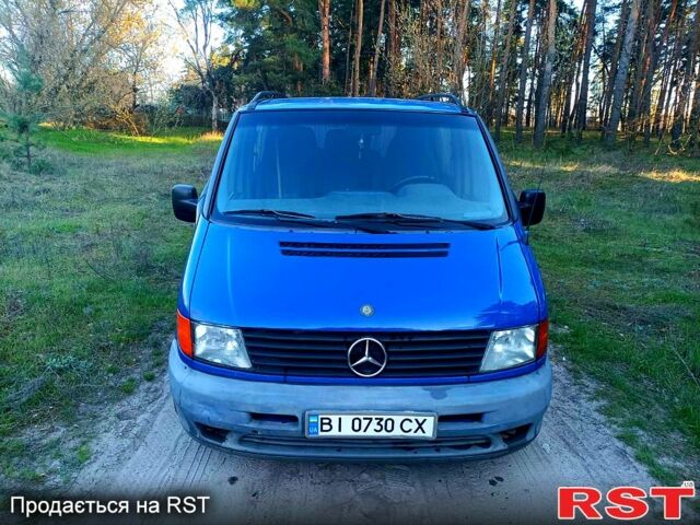 Синий Мерседес Вито, объемом двигателя 2.2 л и пробегом 0 тыс. км за 4500 $, фото 1 на Automoto.ua