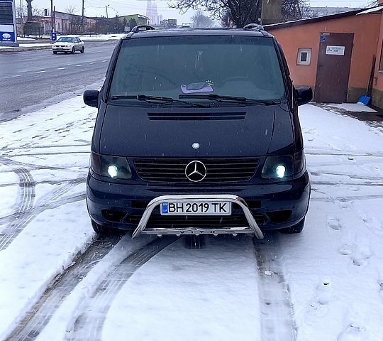 Синий Мерседес Вито, объемом двигателя 2.1 л и пробегом 0 тыс. км за 5600 $, фото 1 на Automoto.ua