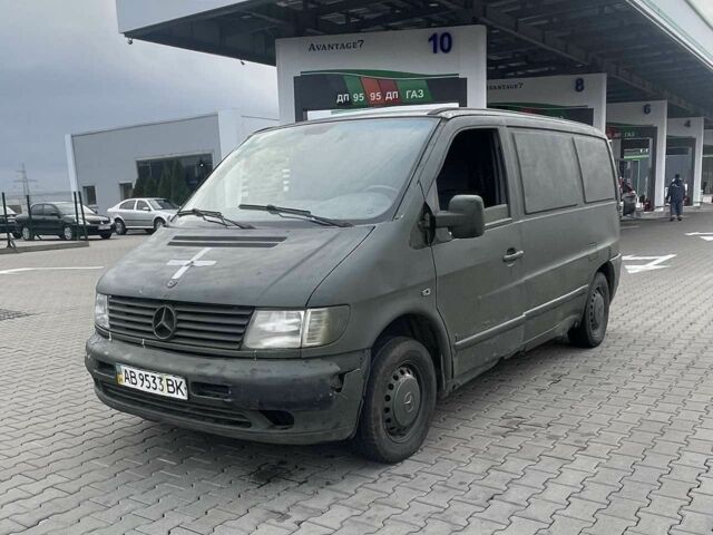 Зелений Мерседес Віто, об'ємом двигуна 2 л та пробігом 230 тис. км за 1600 $, фото 1 на Automoto.ua