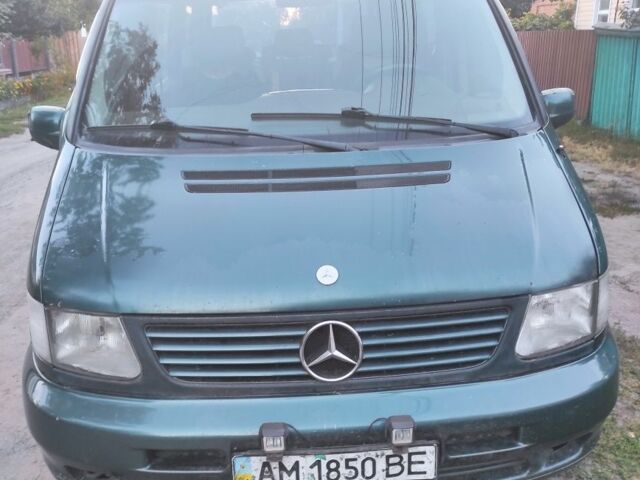 Зелений Мерседес Віто, об'ємом двигуна 2.2 л та пробігом 474 тис. км за 3700 $, фото 1 на Automoto.ua