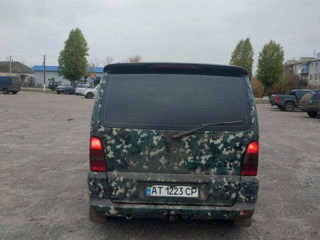 Зеленый Мерседес Вито, объемом двигателя 2.1 л и пробегом 285 тыс. км за 2700 $, фото 1 на Automoto.ua