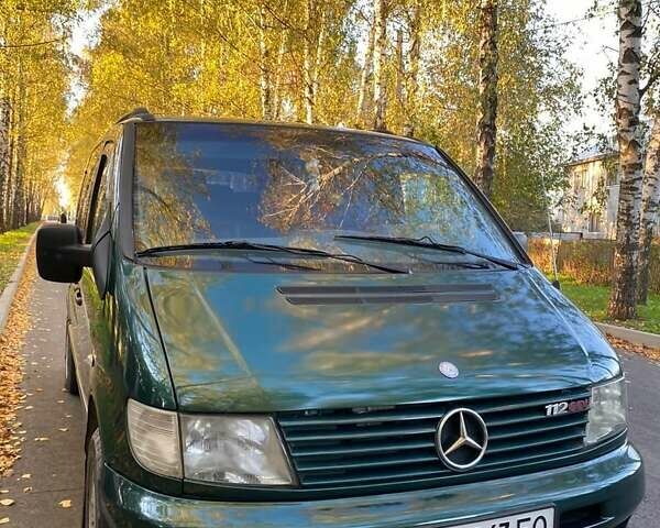 Зеленый Мерседес Вито, объемом двигателя 2.15 л и пробегом 311 тыс. км за 6500 $, фото 1 на Automoto.ua