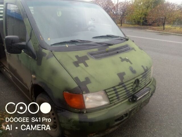 Зеленый Мерседес Вито, объемом двигателя 2.2 л и пробегом 450 тыс. км за 2500 $, фото 1 на Automoto.ua