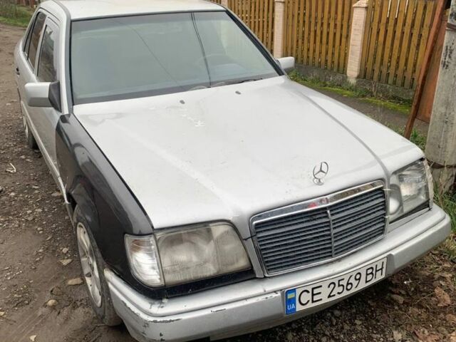 Серый Мерседес В124, объемом двигателя 3 л и пробегом 2 тыс. км за 1700 $, фото 1 на Automoto.ua