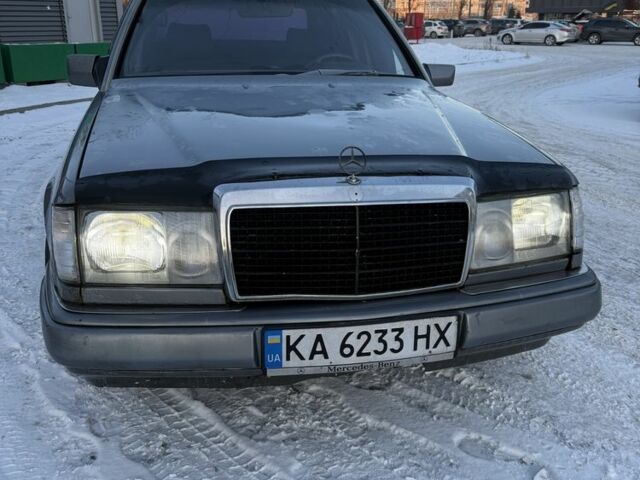 Сірий Мерседес В124, об'ємом двигуна 2 л та пробігом 407 тис. км за 1999 $, фото 1 на Automoto.ua