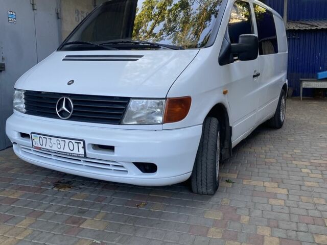 Білий Мерседес X-Class, об'ємом двигуна 2.3 л та пробігом 380 тис. км за 3615 $, фото 1 на Automoto.ua