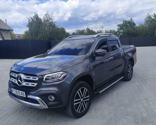 Серый Мерседес X-Class, объемом двигателя 2.3 л и пробегом 190 тыс. км за 45000 $, фото 1 на Automoto.ua