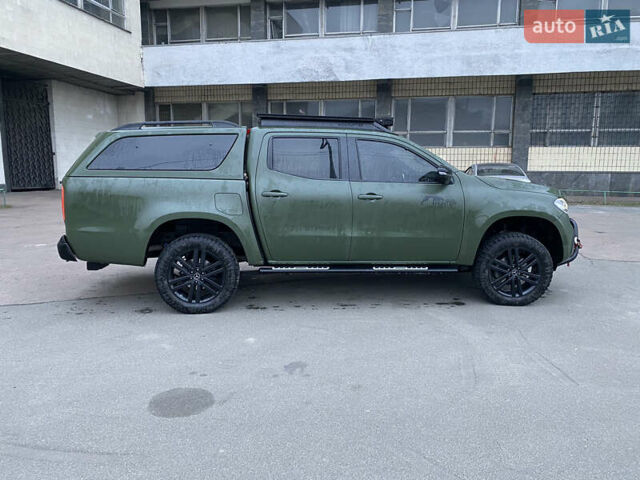 Зеленый Мерседес X-Class, объемом двигателя 2.3 л и пробегом 31 тыс. км за 55000 $, фото 1 на Automoto.ua