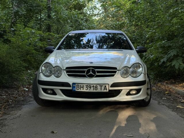 Білий Мерседес CLK-Class, об'ємом двигуна 2.7 л та пробігом 300 тис. км за 7096 $, фото 1 на Automoto.ua