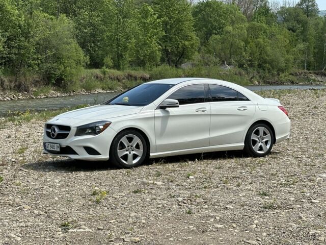 Белый Мерседес CLK-Class, объемом двигателя 2 л и пробегом 168 тыс. км за 12500 $, фото 1 на Automoto.ua
