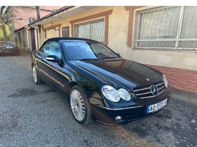 Черный Мерседес CLK-Class, объемом двигателя 1.8 л и пробегом 180 тыс. км за 9800 $, фото 1 на Automoto.ua